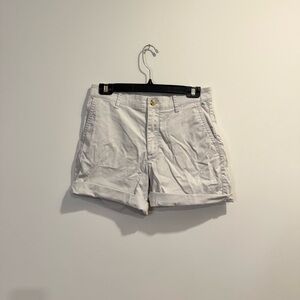 Urban Outfitters | Women size 29 off white high waisted 98% cotton Shorts